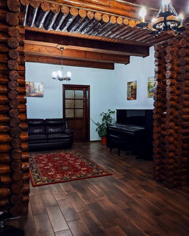 Cabana Serenade Sucevita Exterior foto
